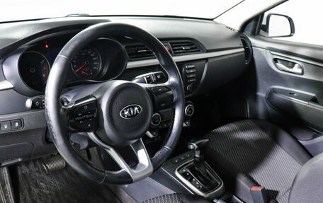 KIA Rio IV, 2018 год, 1 350 000 рублей, 14 фотография