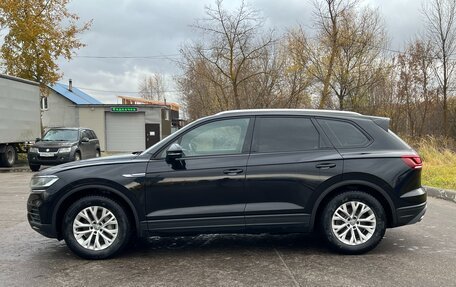 Volkswagen Touareg III, 2018 год, 4 950 000 рублей, 3 фотография