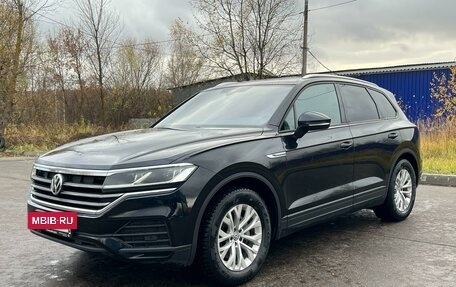 Volkswagen Touareg III, 2018 год, 4 950 000 рублей, 2 фотография