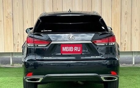 Lexus RX IV рестайлинг, 2021 год, 4 700 000 рублей, 4 фотография