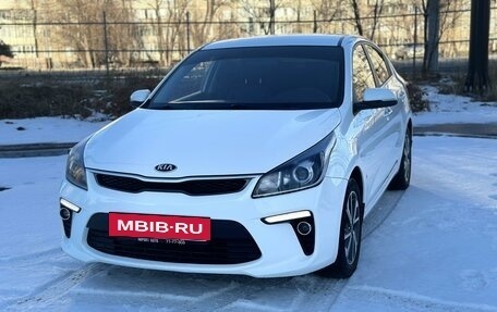 KIA Rio IV, 2019 год, 1 663 000 рублей, 2 фотография