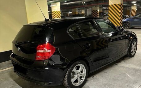 BMW 1 серия, 2010 год, 1 350 000 рублей, 1 фотография