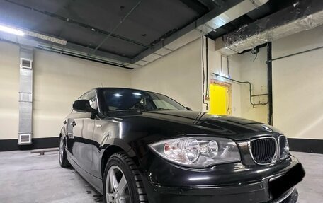 BMW 1 серия, 2010 год, 1 350 000 рублей, 6 фотография