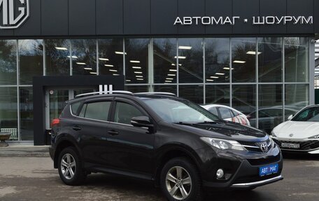 Toyota RAV4, 2015 год, 2 287 000 рублей, 3 фотография