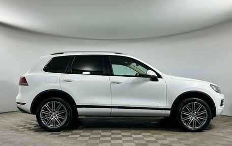 Volkswagen Touareg III, 2012 год, 2 850 000 рублей, 4 фотография