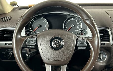 Volkswagen Touareg III, 2012 год, 2 850 000 рублей, 15 фотография