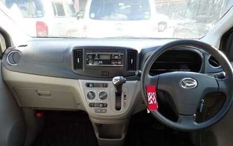 Daihatsu Mira e:S I рестайлинг, 2014 год, 588 488 рублей, 3 фотография