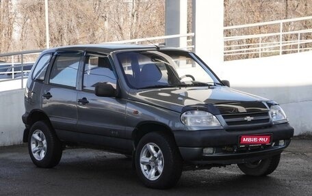 Chevrolet Niva I рестайлинг, 2005 год, 469 000 рублей, 1 фотография