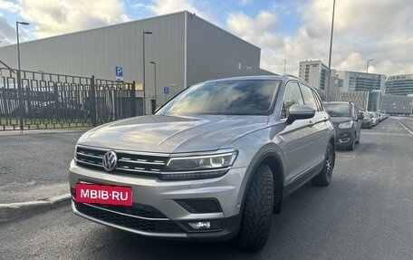 Volkswagen Tiguan II, 2017 год, 2 750 000 рублей, 3 фотография