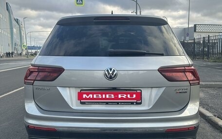 Volkswagen Tiguan II, 2017 год, 2 750 000 рублей, 6 фотография