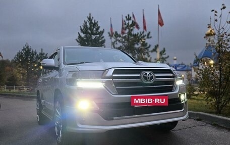 Toyota Land Cruiser 200, 2012 год, 4 200 000 рублей, 3 фотография