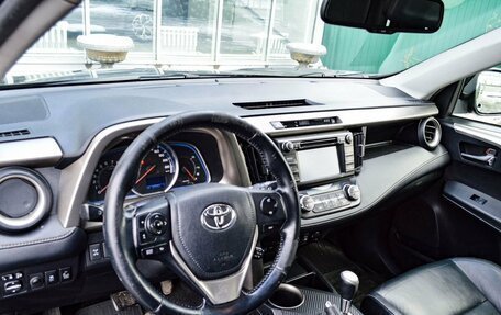 Toyota RAV4, 2014 год, 1 795 000 рублей, 11 фотография