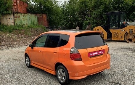 Honda Fit III, 2001 год, 300 000 рублей, 3 фотография