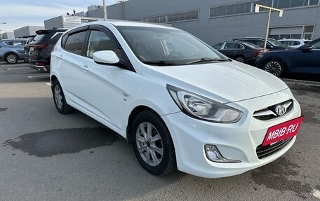 Hyundai Solaris II рестайлинг, 2014 год, 1 210 000 рублей, 3 фотография