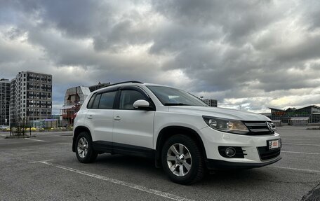 Volkswagen Tiguan I, 2012 год, 1 100 000 рублей, 2 фотография