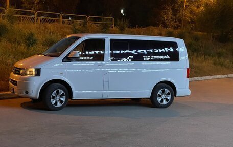 Volkswagen Caravelle T5, 2013 год, 2 690 000 рублей, 4 фотография