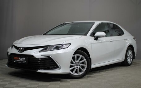 Toyota Camry, 2021 год, 3 100 000 рублей, 1 фотография