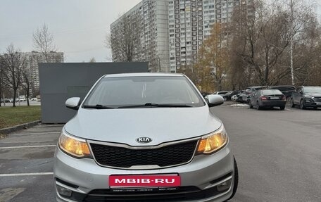 KIA Rio III рестайлинг, 2016 год, 1 090 000 рублей, 1 фотография