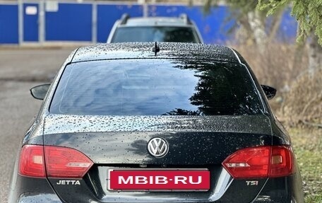 Volkswagen Jetta VI, 2011 год, 940 000 рублей, 8 фотография