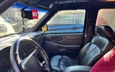 Chevrolet Blazer II рестайлинг, 1998 год, 800 000 рублей, 9 фотография