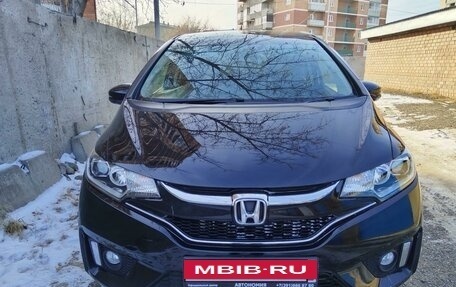 Honda Fit III, 2015 год, 1 050 000 рублей, 21 фотография