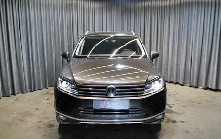 Volkswagen Touareg III, 2015 год, 2 729 000 рублей, 4 фотография