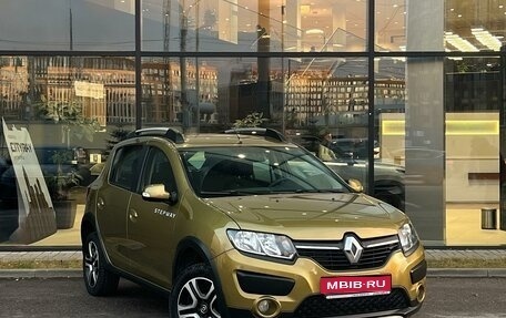 Renault Sandero II рестайлинг, 2015 год, 1 090 000 рублей, 1 фотография