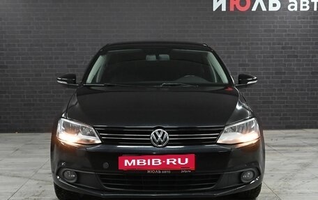 Volkswagen Jetta VI, 2012 год, 1 120 000 рублей, 2 фотография