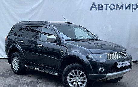 Mitsubishi Pajero Sport II рестайлинг, 2012 год, 1 570 000 рублей, 3 фотография