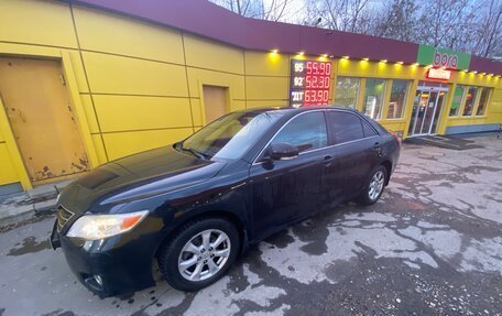 Toyota Camry, 2011 год, 1 320 000 рублей, 2 фотография