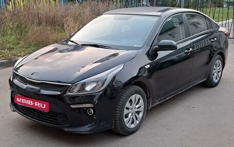 KIA Rio IV, 2018 год, 1 300 000 рублей, 2 фотография