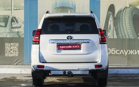 Toyota Land Cruiser Prado 150 рестайлинг 2, 2019 год, 6 699 000 рублей, 4 фотография