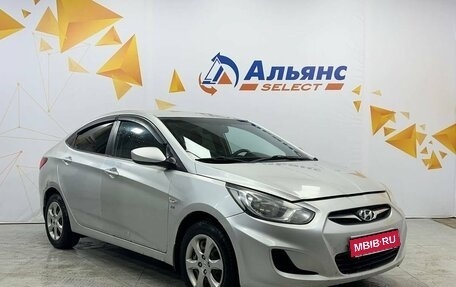 Hyundai Solaris II рестайлинг, 2013 год, 860 000 рублей, 1 фотография