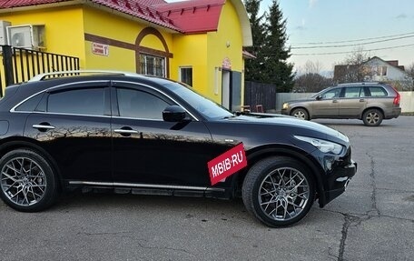 Infiniti FX II, 2013 год, 2 550 000 рублей, 7 фотография