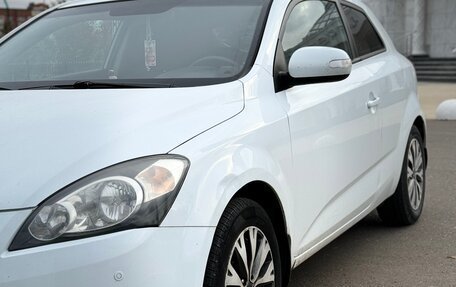 KIA cee'd I рестайлинг, 2010 год, 730 000 рублей, 2 фотография