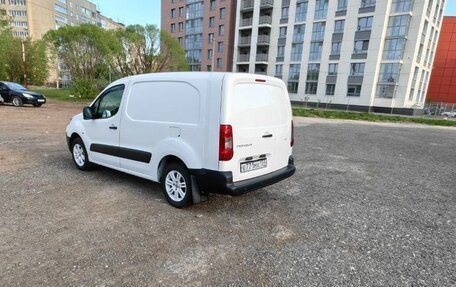 Peugeot Partner II рестайлинг 2, 2013 год, 775 000 рублей, 3 фотография