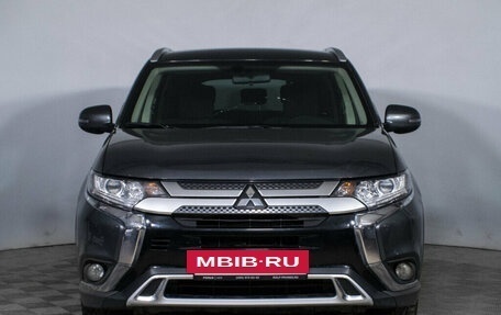 Mitsubishi Outlander III рестайлинг 3, 2021 год, 2 120 000 рублей, 2 фотография