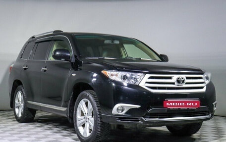 Toyota Highlander III, 2012 год, 2 399 999 рублей, 3 фотография