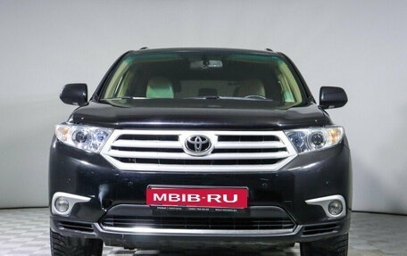 Toyota Highlander III, 2012 год, 2 399 999 рублей, 2 фотография