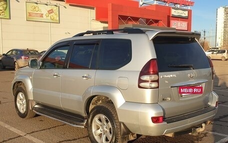 Toyota Land Cruiser Prado 120 рестайлинг, 2007 год, 2 950 000 рублей, 2 фотография