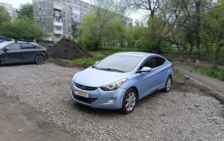 Hyundai Avante, 2011 год, 850 000 рублей, 5 фотография