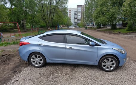 Hyundai Avante, 2011 год, 850 000 рублей, 4 фотография