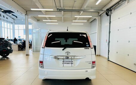 Toyota ISis I, 2011 год, 1 339 000 рублей, 2 фотография