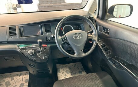 Toyota ISis I, 2011 год, 1 339 000 рублей, 12 фотография