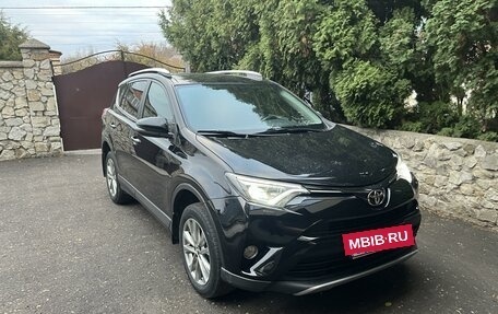 Toyota RAV4, 2018 год, 3 300 000 рублей, 7 фотография