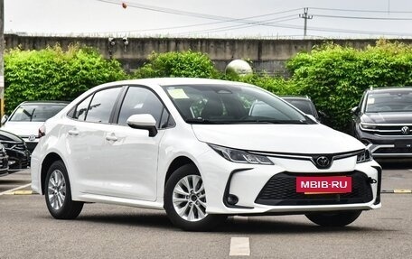 Toyota Corolla, 2024 год, 2 185 000 рублей, 3 фотография