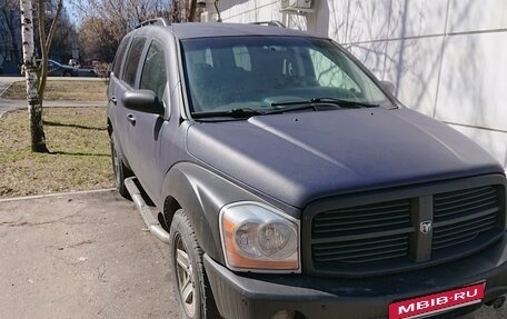 Dodge Durango II, 2005 год, 870 000 рублей, 2 фотография