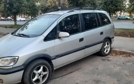 Opel Zafira A рестайлинг, 2002 год, 476 000 рублей, 19 фотография