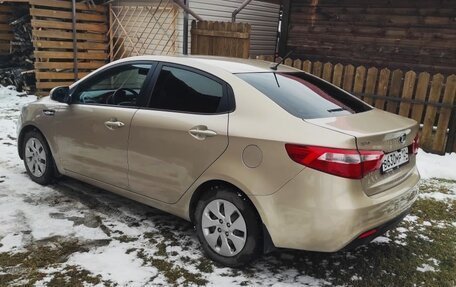 KIA Rio III рестайлинг, 2013 год, 1 050 000 рублей, 2 фотография