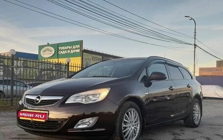 Opel Astra J, 2012 год, 829 000 рублей, 1 фотография